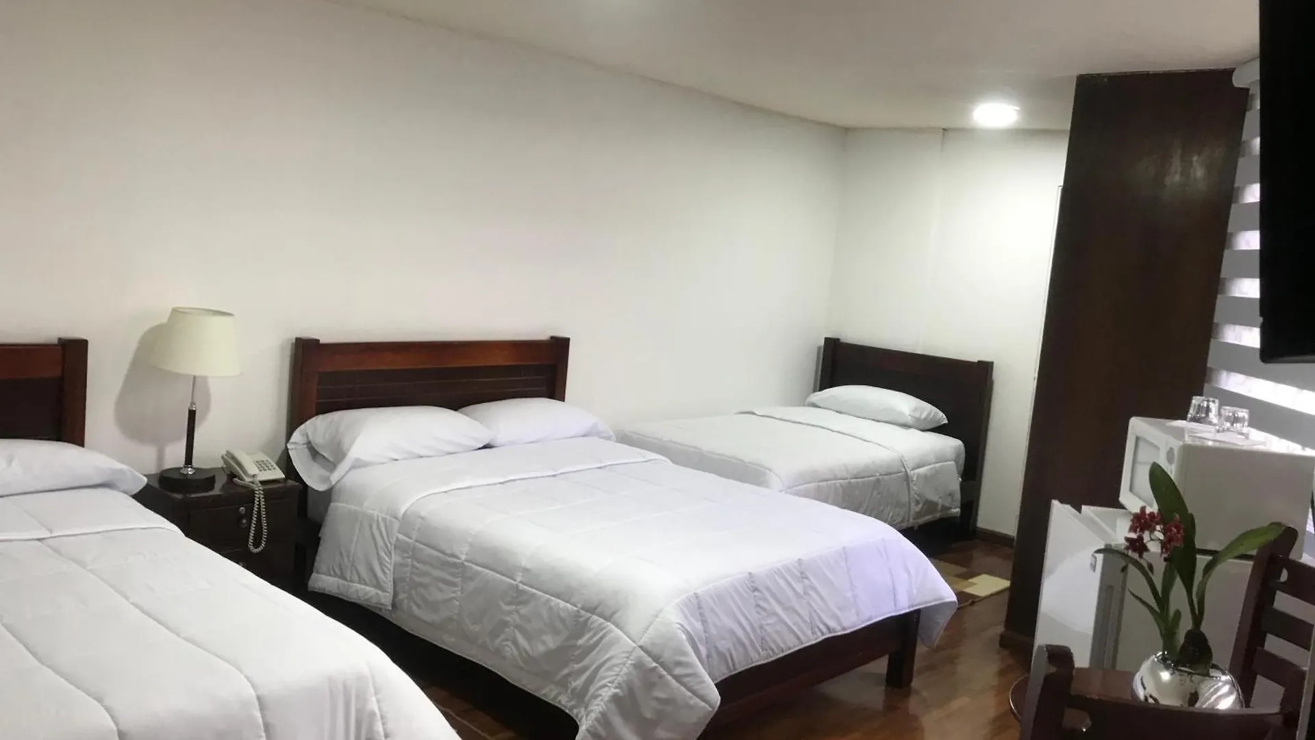 Hotel Altura Rooms & Suites Quito