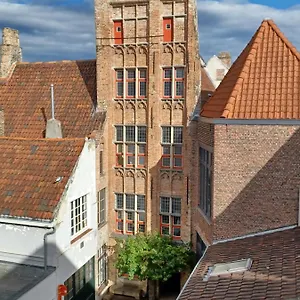 https://de-zomere-bb.bruges-hotels.info