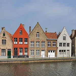 https://room-with-breakfast-carparking-and-bicycles.bruges-hotels.info